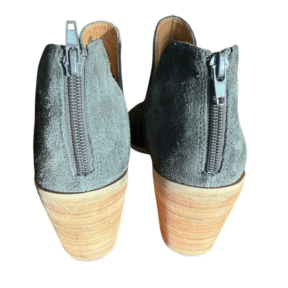 Susina women carina